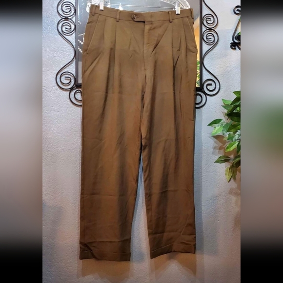Vintage Hart Schaffner & Marx Pure Virgin Wool Pleated Pants / Size 36 x 41 - Picture 9 of 9
